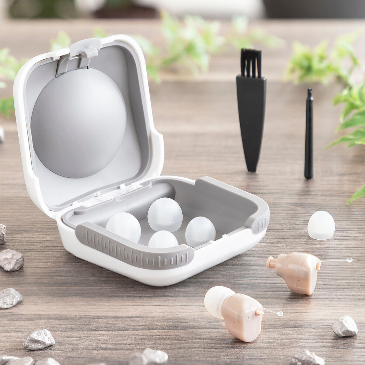 Amplificador Auditivo Intra-auricular Hearzy InnovaGoods - 2 Unidades com Acessórios